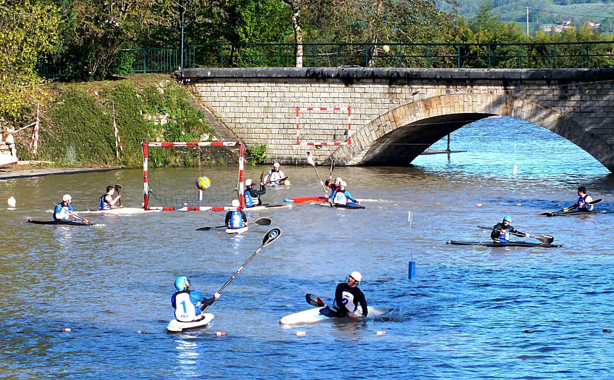 Le Temple sur Lot;Sport à la Base Nautique.